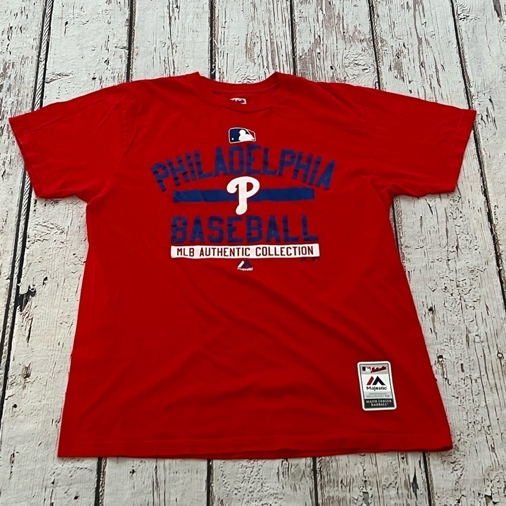 Philadelphia Phillies MLB Baseball Sports Majestic Tee Top Shirt